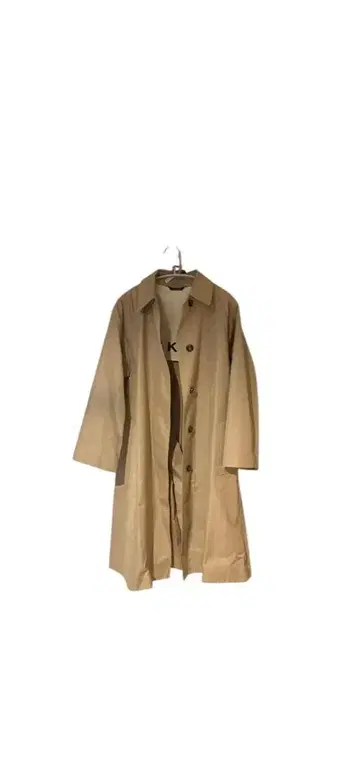 베이지 WEEKEND 플리츠 트렌치코트