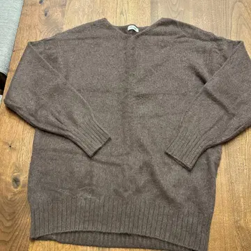 FRAY I.D 브라운 V넥 니트