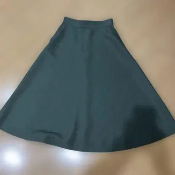 PLST 플라스테 다크 그린 퀼팅 플레어 스커트