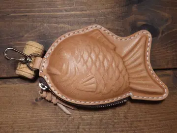 천연 가죽 도치기 가죽 사용 타이 야키 파우치 (카라비너 포함)