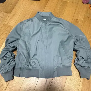 UNIQLOC 봄버 자켓