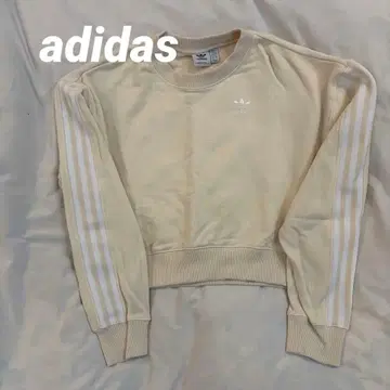 [ S ] adidas 크림색 크롭 트레이닝복