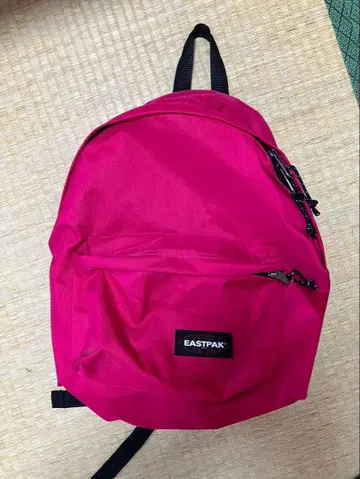 EASTPAK 핑크 백팩