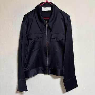 ERNEST W. BAKER 새틴 크롭 자켓