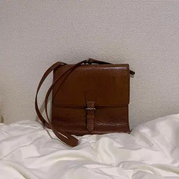 가죽 숄더백