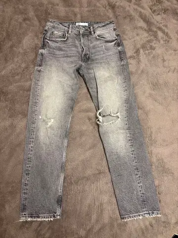 데미지 가공 그레이 데님 청바지