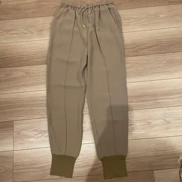 새상품 LOUNIE 베이지 슬랙스 38