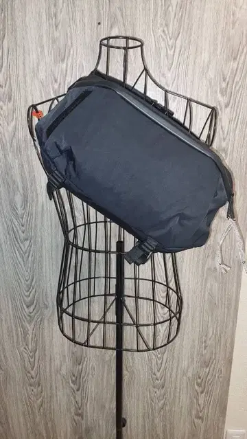 MATHEMATIK 마스마틱 블랙 숄더 백