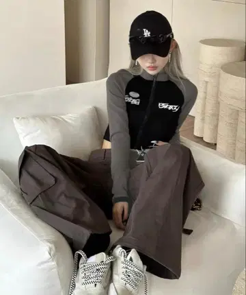 THE HITSS 스포츠 믹스 Y2K 래글런 배색