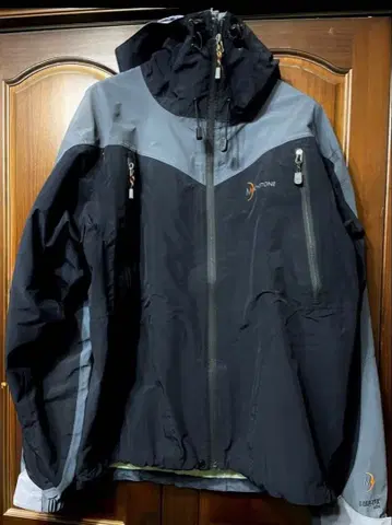 MOON STONE GORE TEX 자켓 L 사이즈 새상품급