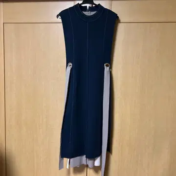 슬리브리스 원피스