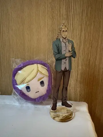 진격의 거인 엘빈 아크릴 스탠드 봉제 인형