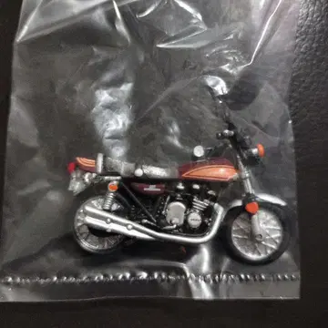 KAWASAKI 가와사키 750-RS 되살아나는 절판 명차 바이크 피규어