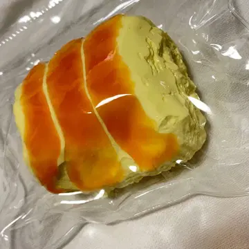 bubbleland 스퀴즈 반쪽 빵