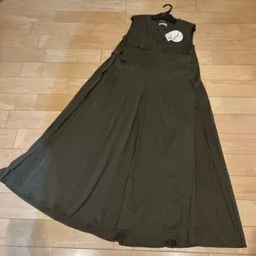 새상품 야마다야 LASUD ACTIVE 슬리브리스 원피스