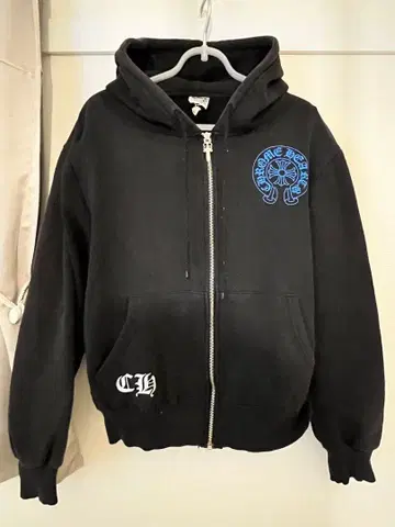 CROOKS & CASTLES 블랙 후드티