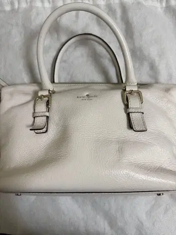 케이트 스페이드 화이트 가죽 핸드백