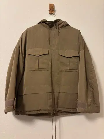 White Mountaineering 하이브리드 다운 후드티
