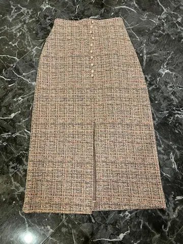 풀 스튜디오 트위드 펄 버튼 타이트 스커트