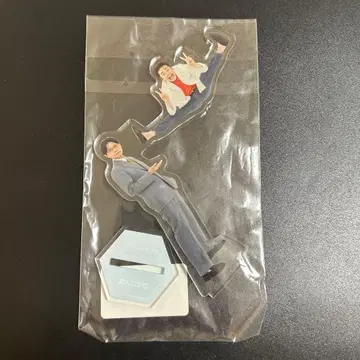 케빈 아크릴 스탠드