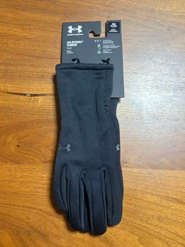 언더 아머 UA 스톰 블랙 장갑 S