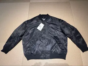 새상품 유니클로 +J 하이브리드 다운 오버 사이즈 MA-1 블루종 3XL