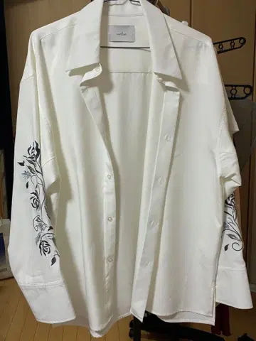 welise 자수 디자인 화이트 셔츠 M