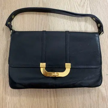 블랙 가죽 숄더백 골드 금장 장식 천연 가죽