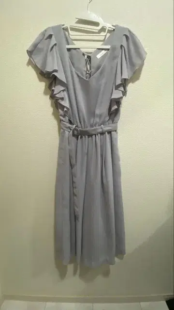 코코딜 프릴 원피스