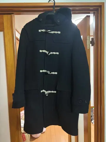 유니클로 블랙 더플 코트 후드 부착