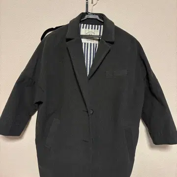 다크 그레이 체스터 코트 7부 소매