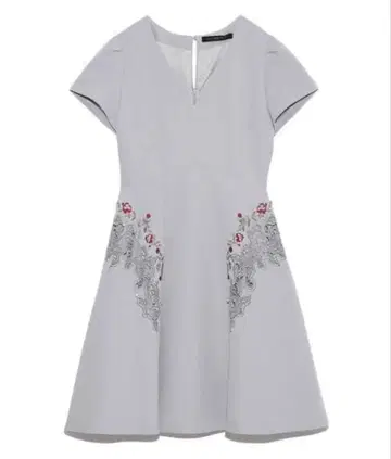 Lily Brown 자수 원피스