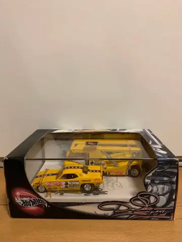100% HOTWHEELS Don's snake and truck