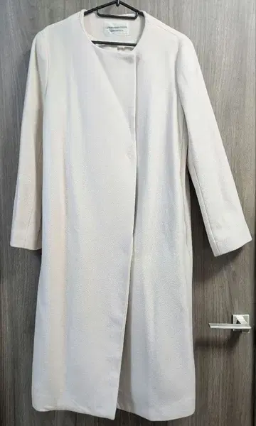 스트로베리 필드 울 비버 코트 노카라 코트