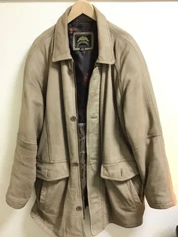 urbanExpress 구제 의류 커버올 카 코트 베이지 가죽 코트