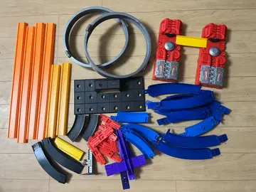 Hot Wheels 로드 회전