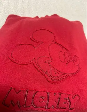 미키마우스 자수 빨간색 트레이닝복