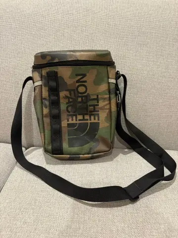 THE NORTH FACE 숄더백 카모플라쥬