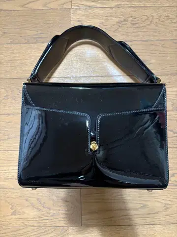 [ used ] 마크제이콥스 블랙 패턴트 레더 핸드백