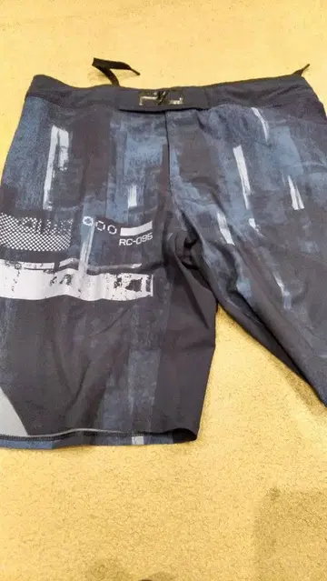 리복 그래픽 숏팬츠 32