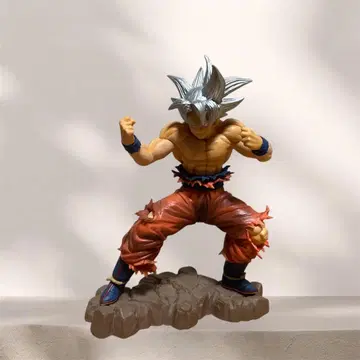 손오공 액션 피규어