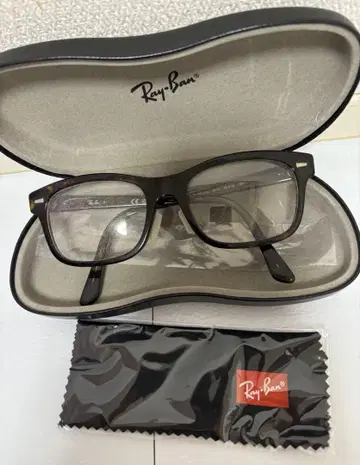 [ 레이밴 ] 블랙 안경 케이스 포함