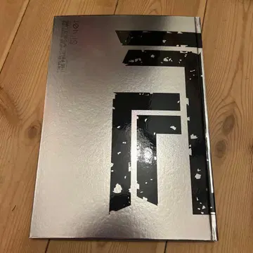 도쿄 리벤저스 신규 체험 전시 마지막 세계선 공식 도록 Silver