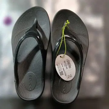 OOFOS 샌들 23cm