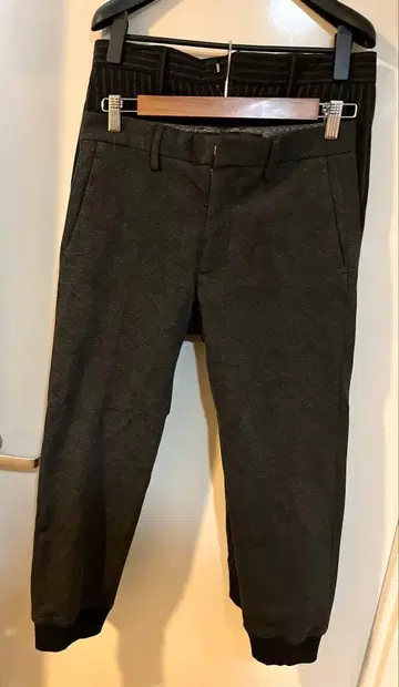 메싸제리에 조거 팬츠 2세트 다크 그레이 스트라이프, 44