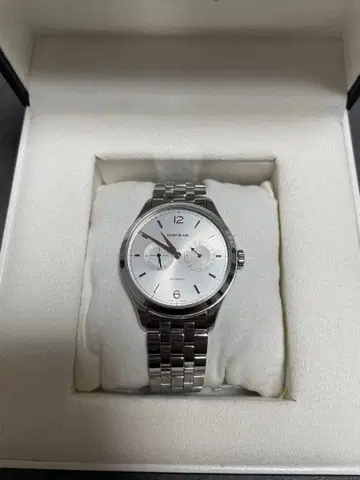 몽블랑 MONTBLANC (헤리티지 크로노메트리) 114873