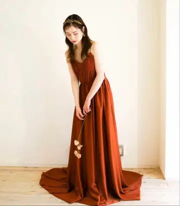 어반 블랑슈 테라코타 백리본 롱 드레스