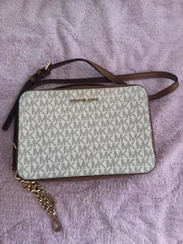 마이클코어스 숄더백