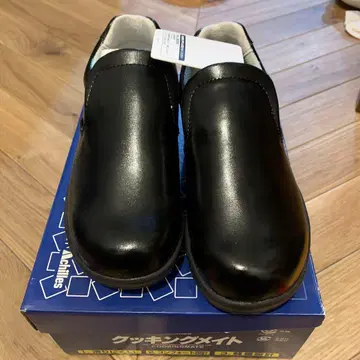 Achilles 블랙 코크 슈즈