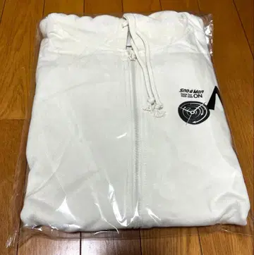 [ 미개봉 새상품 ] SnowMan ON 언제나의 사이즈 후드티 (L)